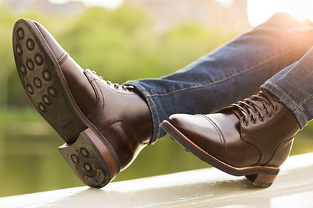The best men's dress boots offer both versatility and comfort so you can feel great about the way you look in any setting.